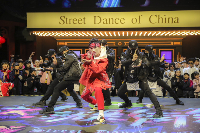 20180330143035000000_1_12.jpg 这就是街舞 易烊千玺.jpg